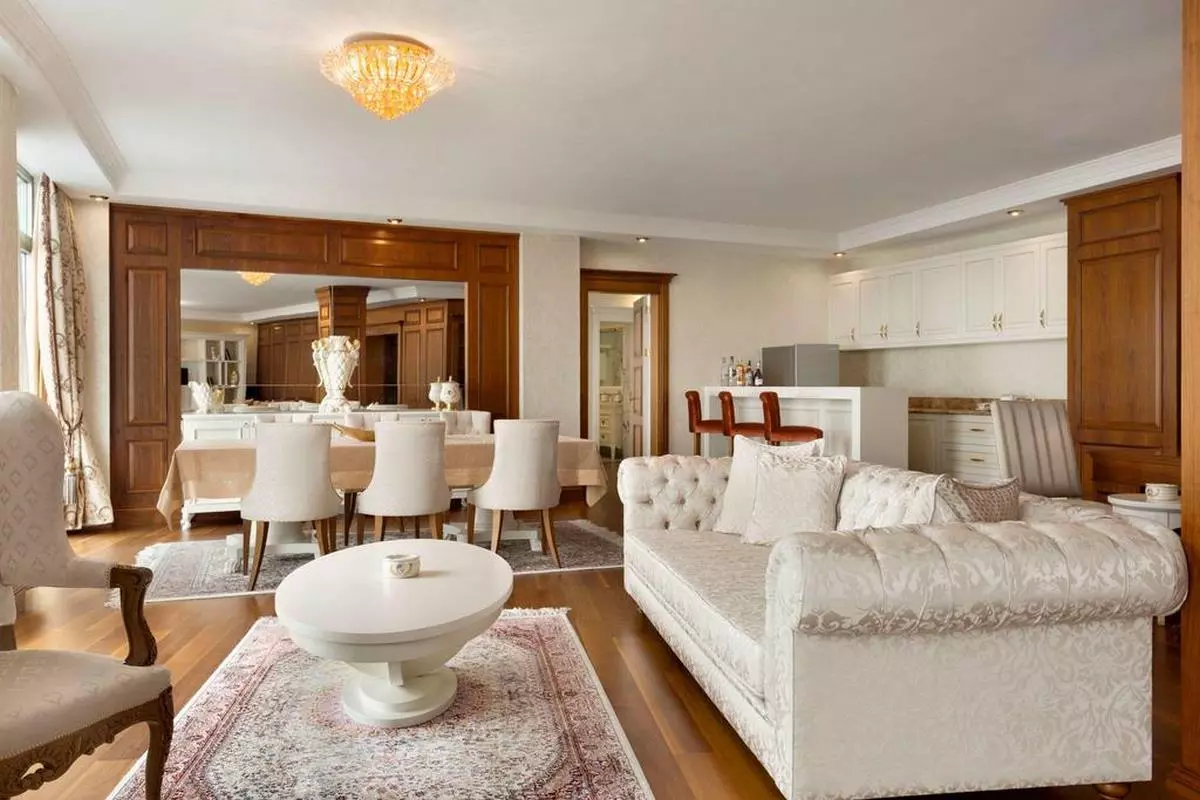 Ramada Baku Hotel ROOMS (Copy).jpg